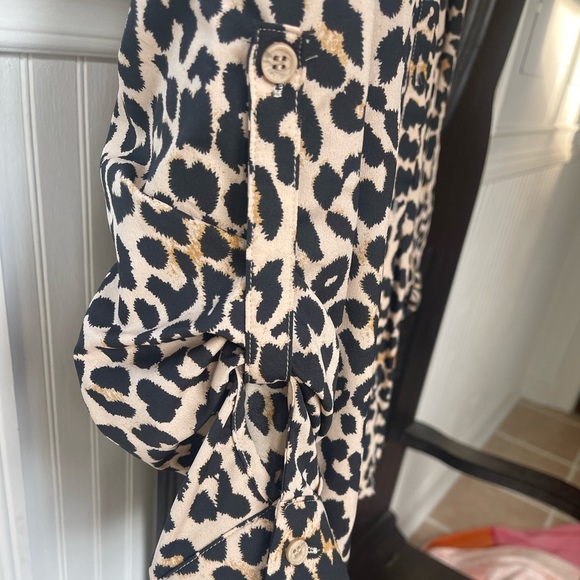 Doe & Rae Leopard Top - Picture 3 of 8